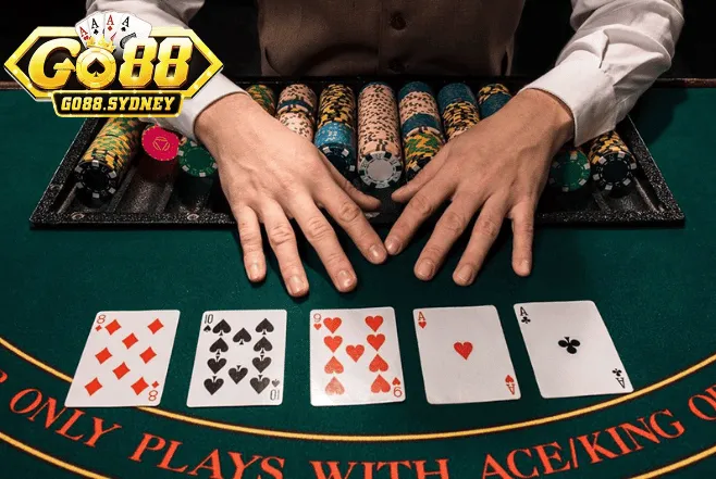 Flop nên thay hand Poker